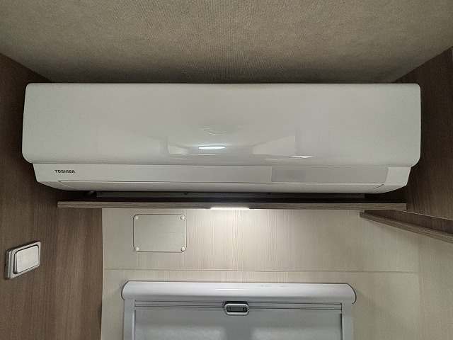 キャンピングカーキャブコン