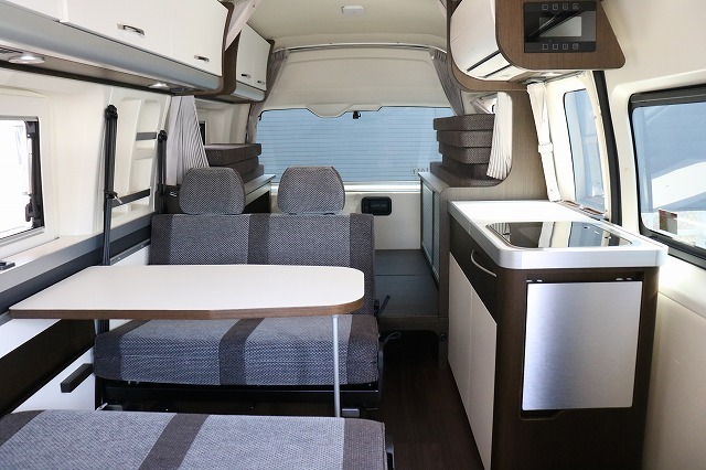 キャンピングカーバンコン