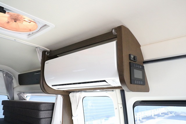 キャンピングカーバンコン