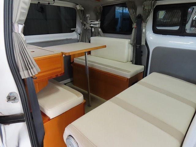 キャンピングカーバンコン