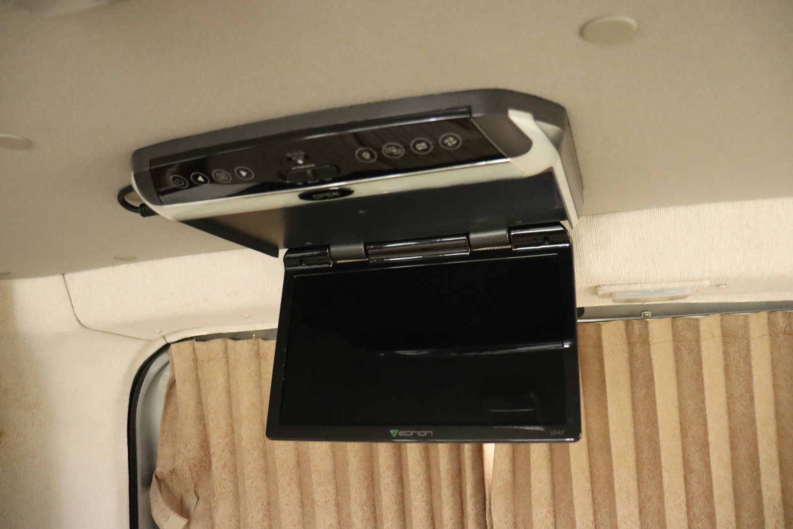 キャンピングカーバンコン