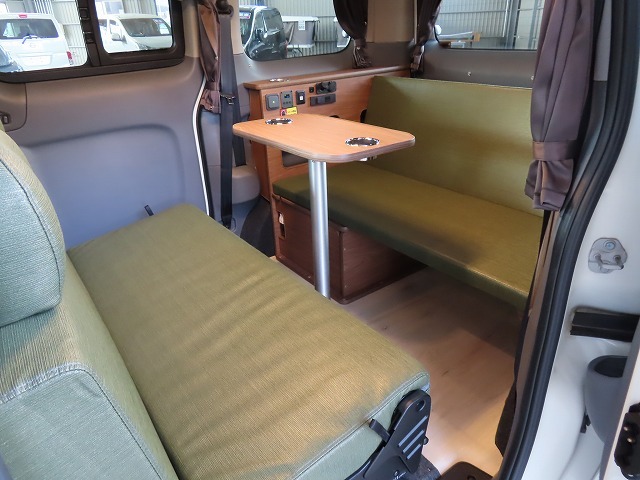 キャンピングカーバンコン