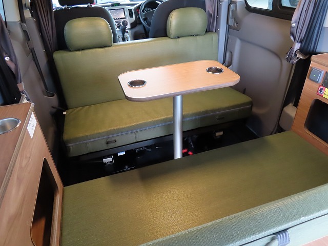 キャンピングカーバンコン