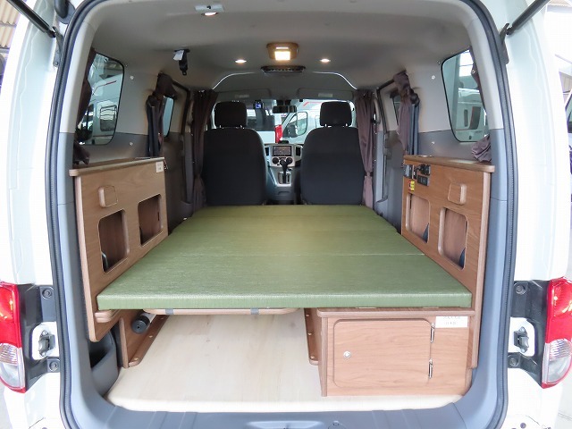 キャンピングカーバンコン