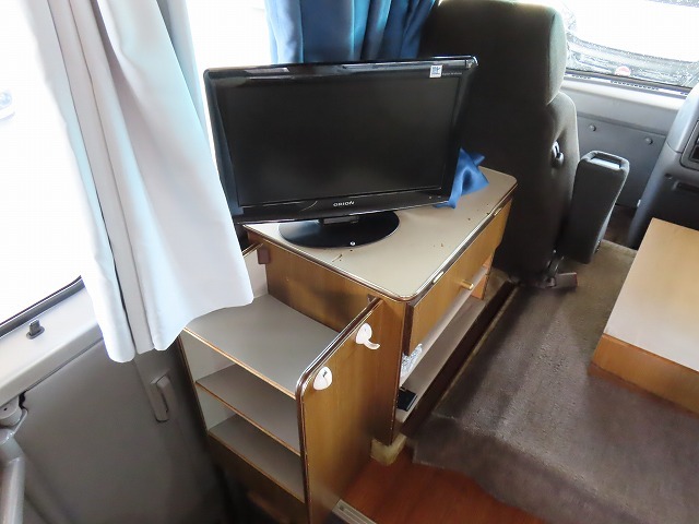 キャンピングカーバスコン