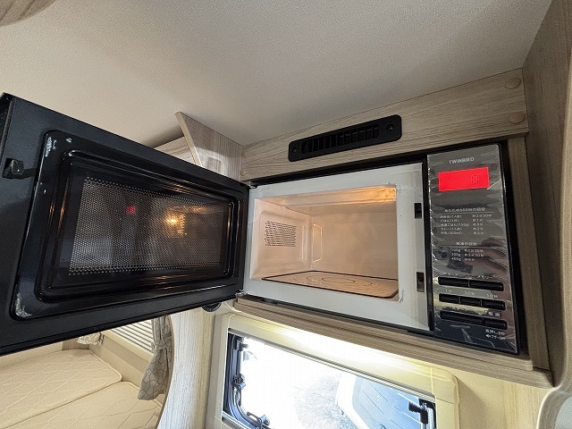 キャンピングカーキャブコン