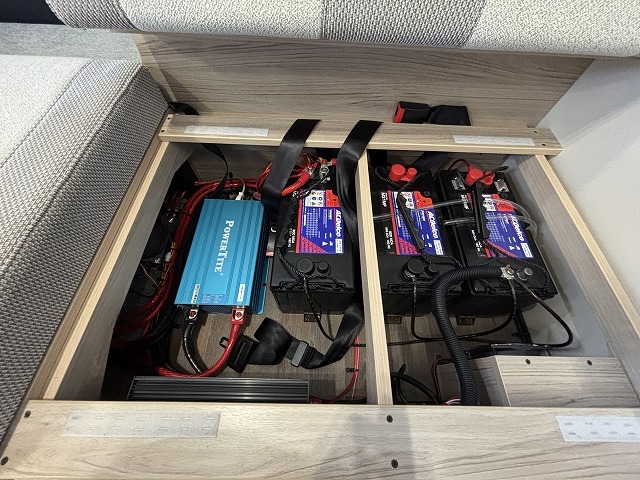 キャンピングカーキャブコン