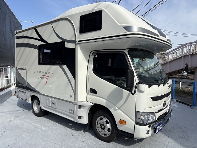 キャンピングカーキャブコン