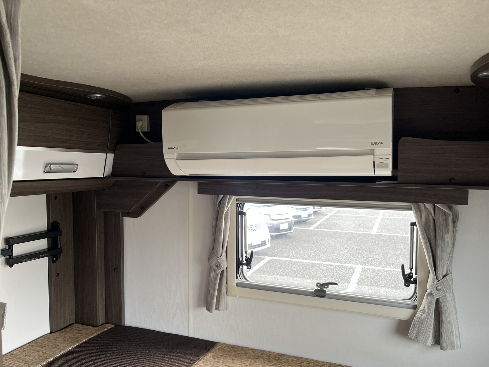 キャンピングカーキャブコン