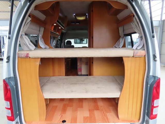 キャンピングカーバンコン