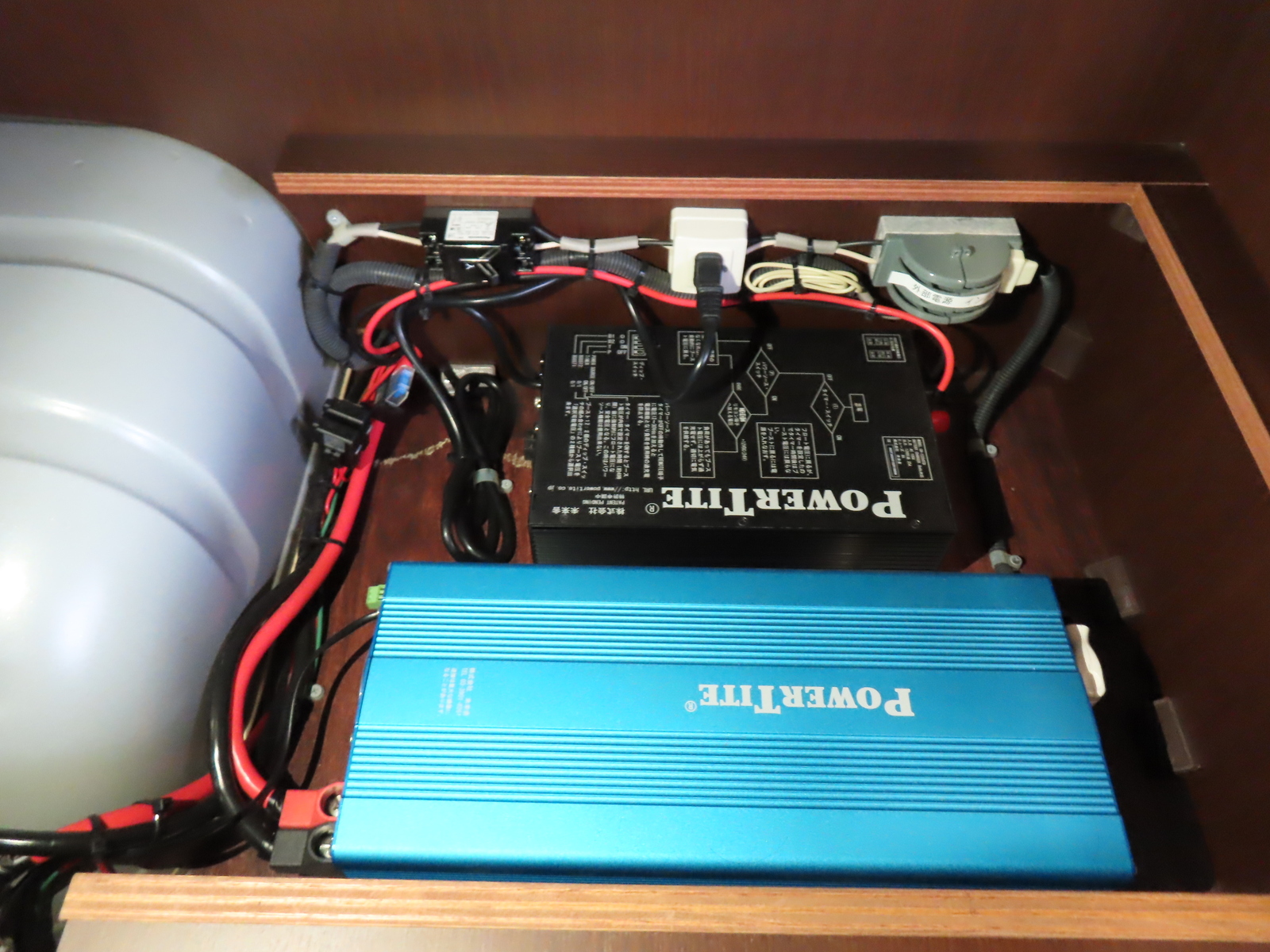 キャンピングカーバンコン