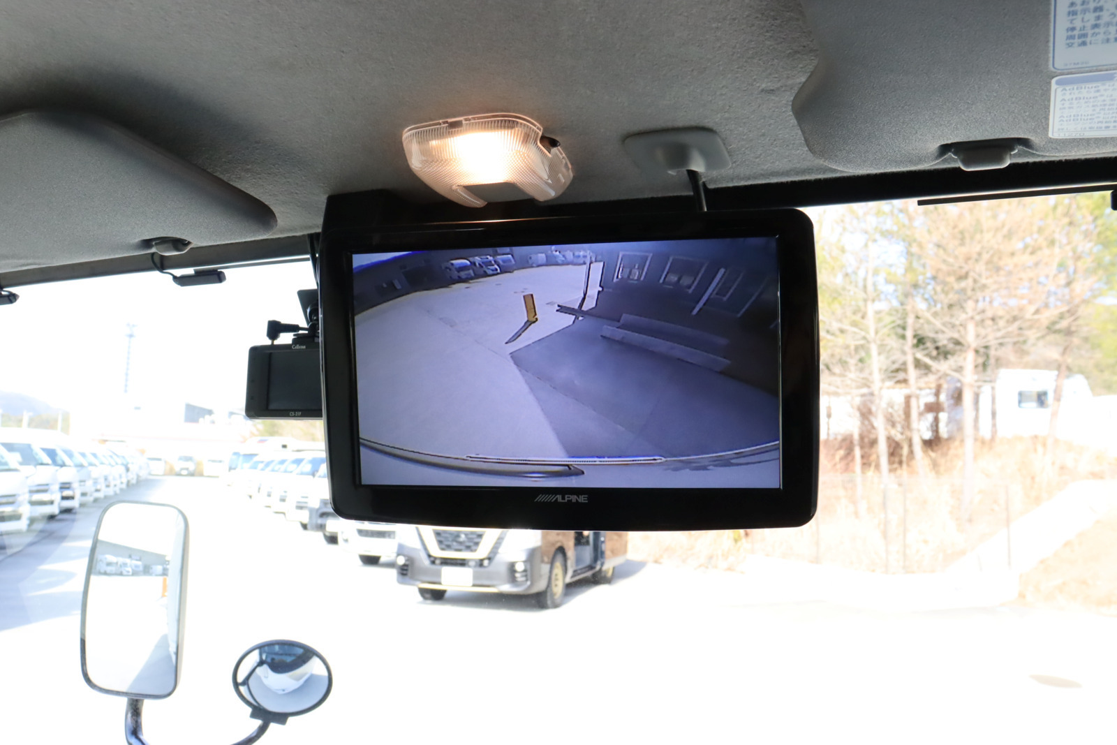 キャンピングカーキャブコン