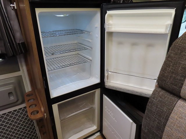 キャンピングカーキャブコン