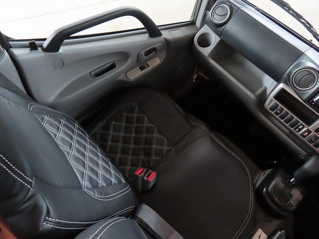 キャンピングカーキャブコン