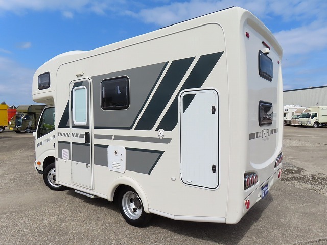 キャンピングカーキャブコン