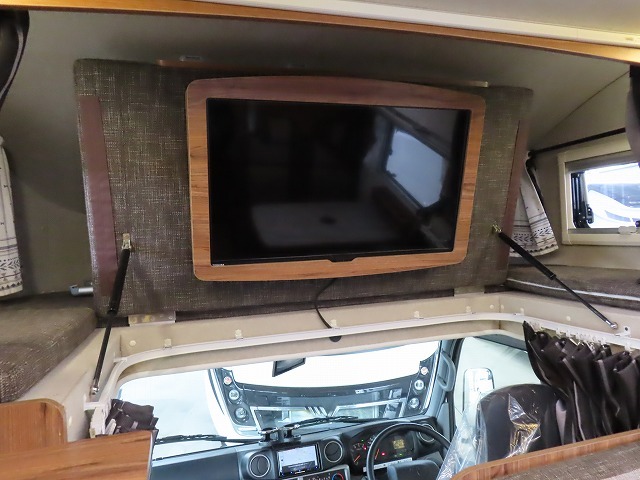 キャンピングカーキャブコン