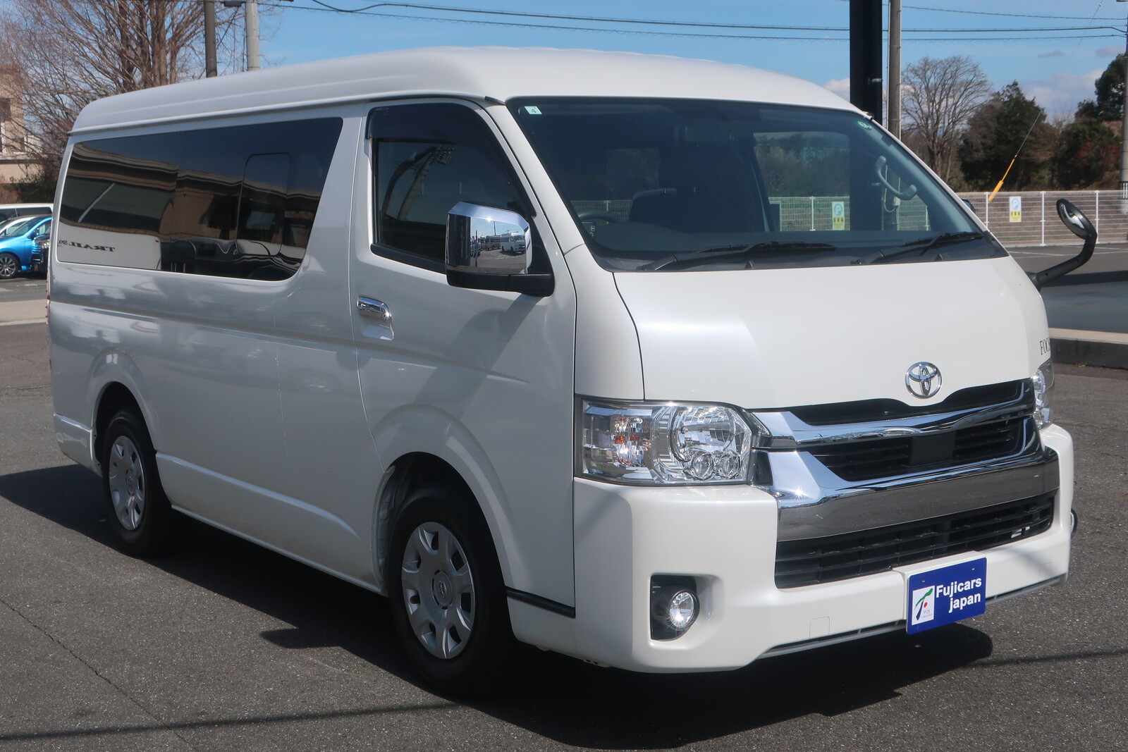 キャンピングカーバンコン