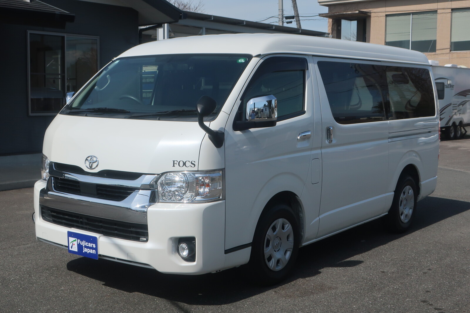 キャンピングカーバンコン