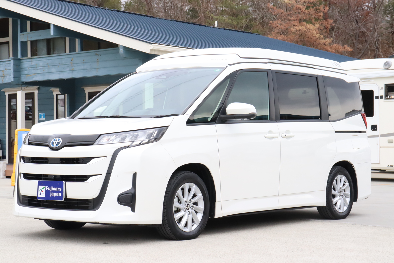 キャンピングカーバンコン