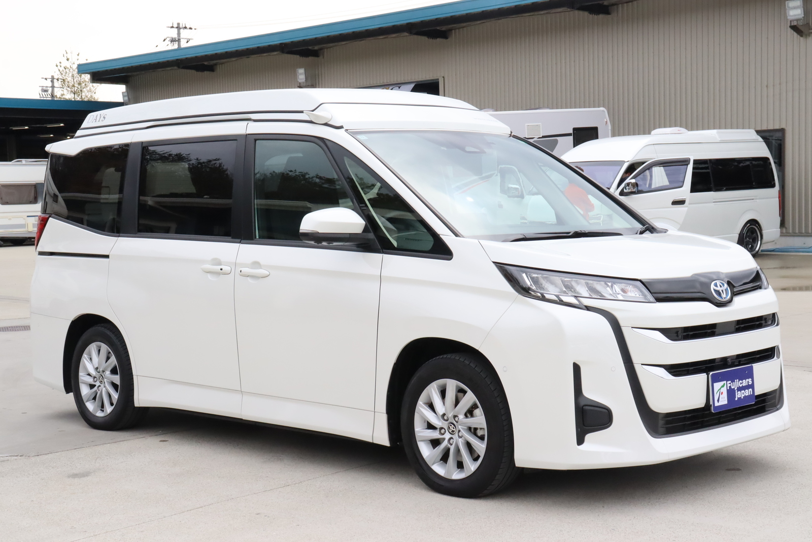 キャンピングカーバンコン