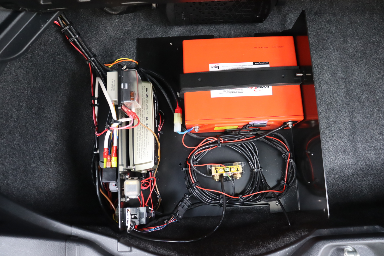 キャンピングカーバンコン