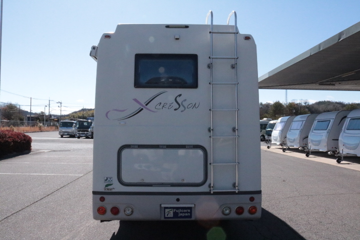 キャンピングカーキャブコン