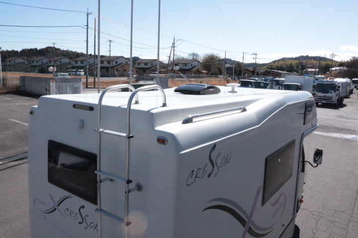 キャンピングカーキャブコン