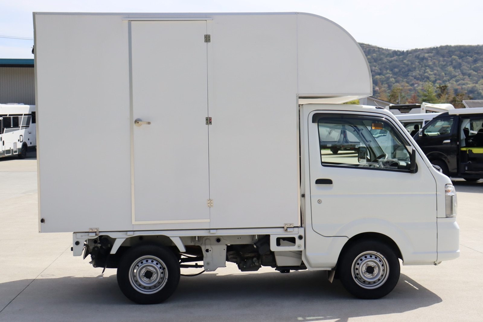 スズキキャリイ