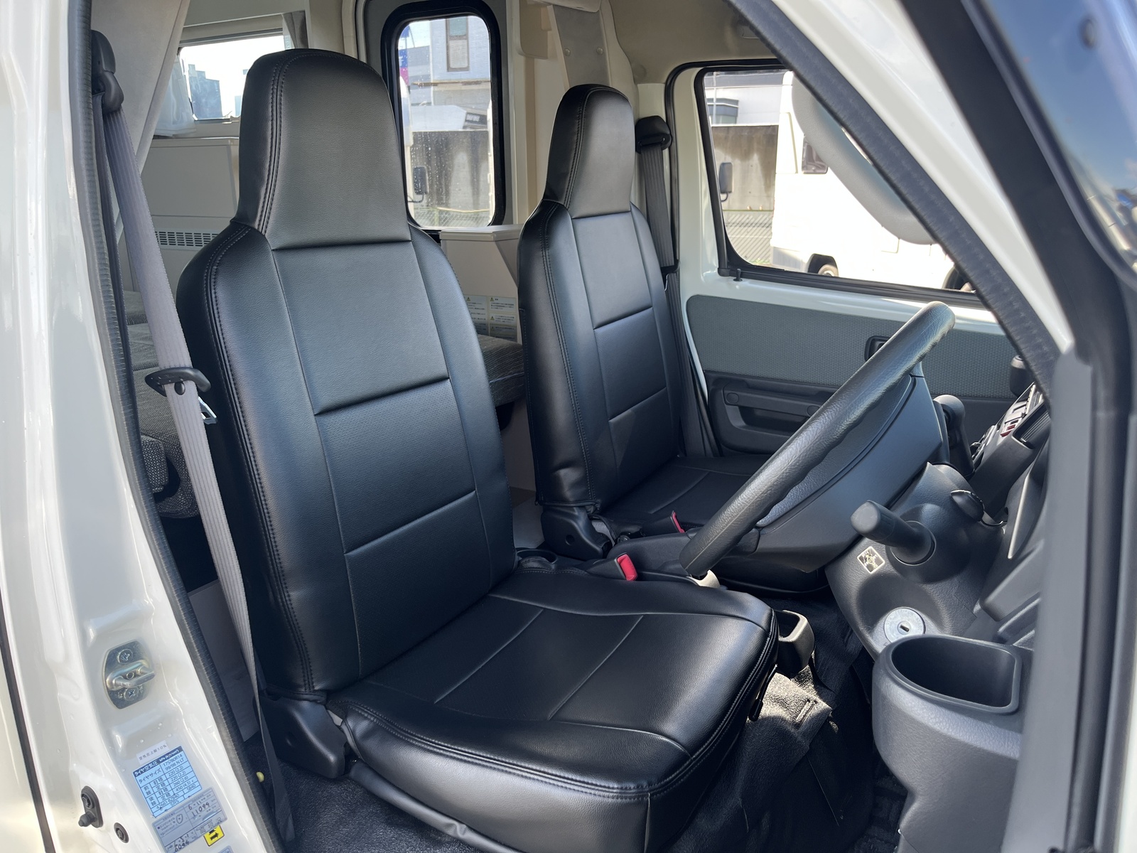 キャンピングカーキャブコン