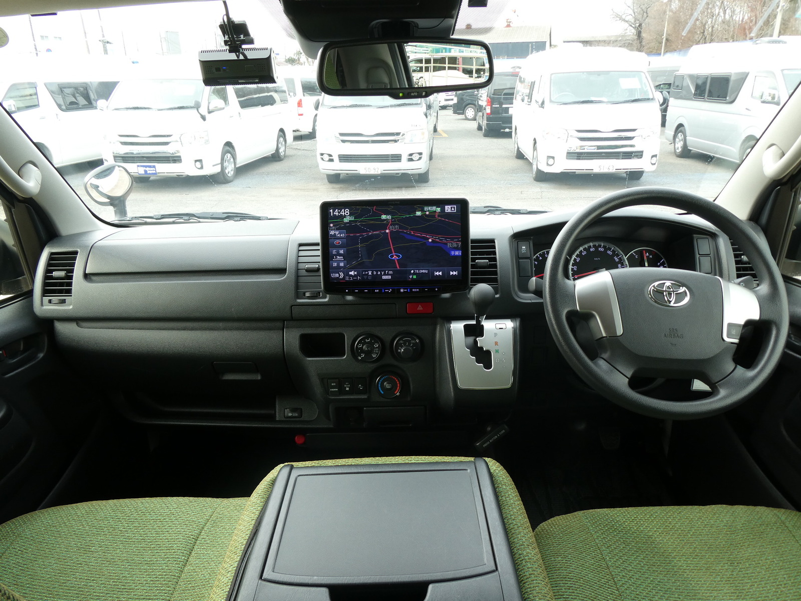 キャンピングカーバンコン