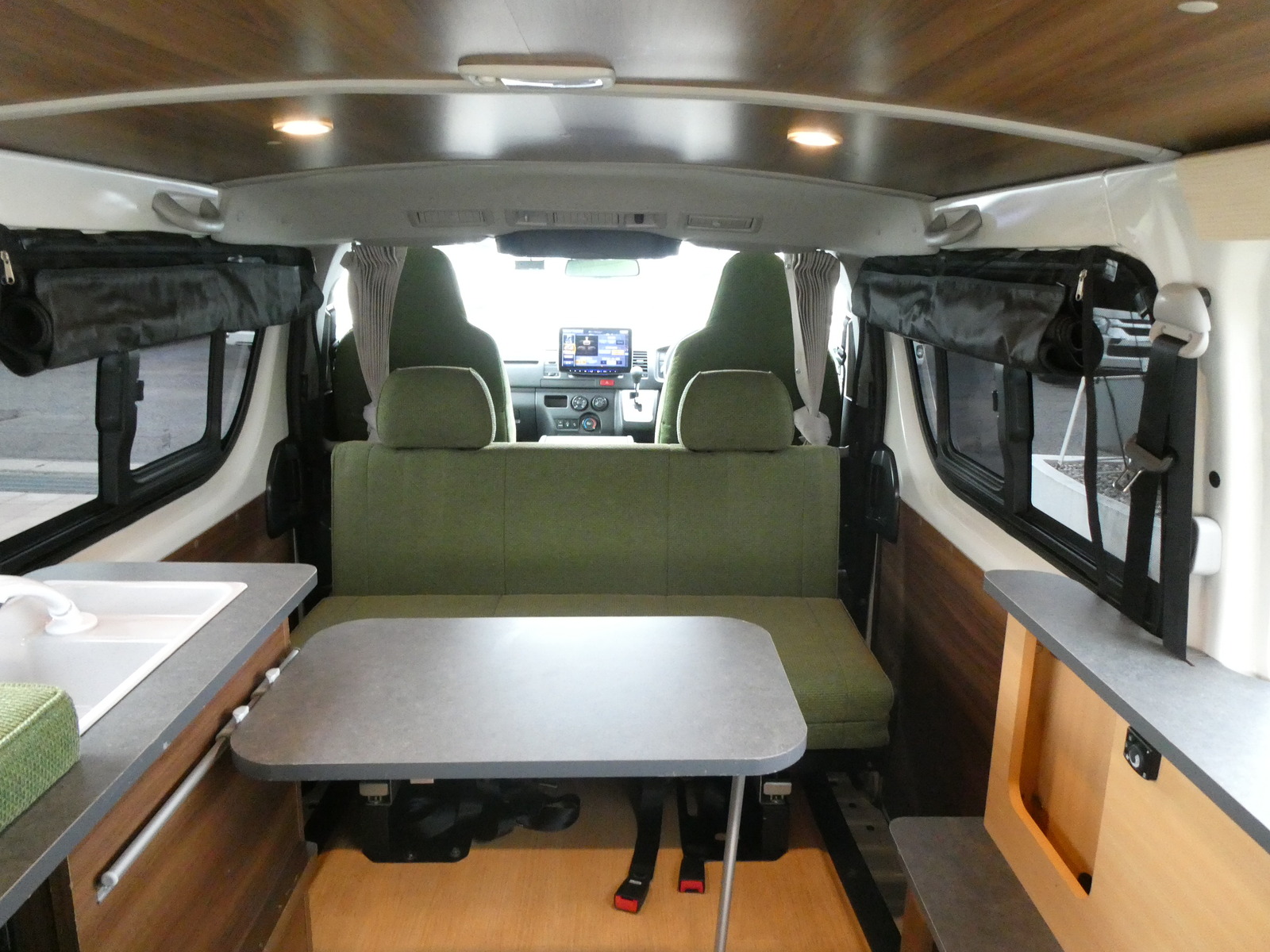 キャンピングカーバンコン