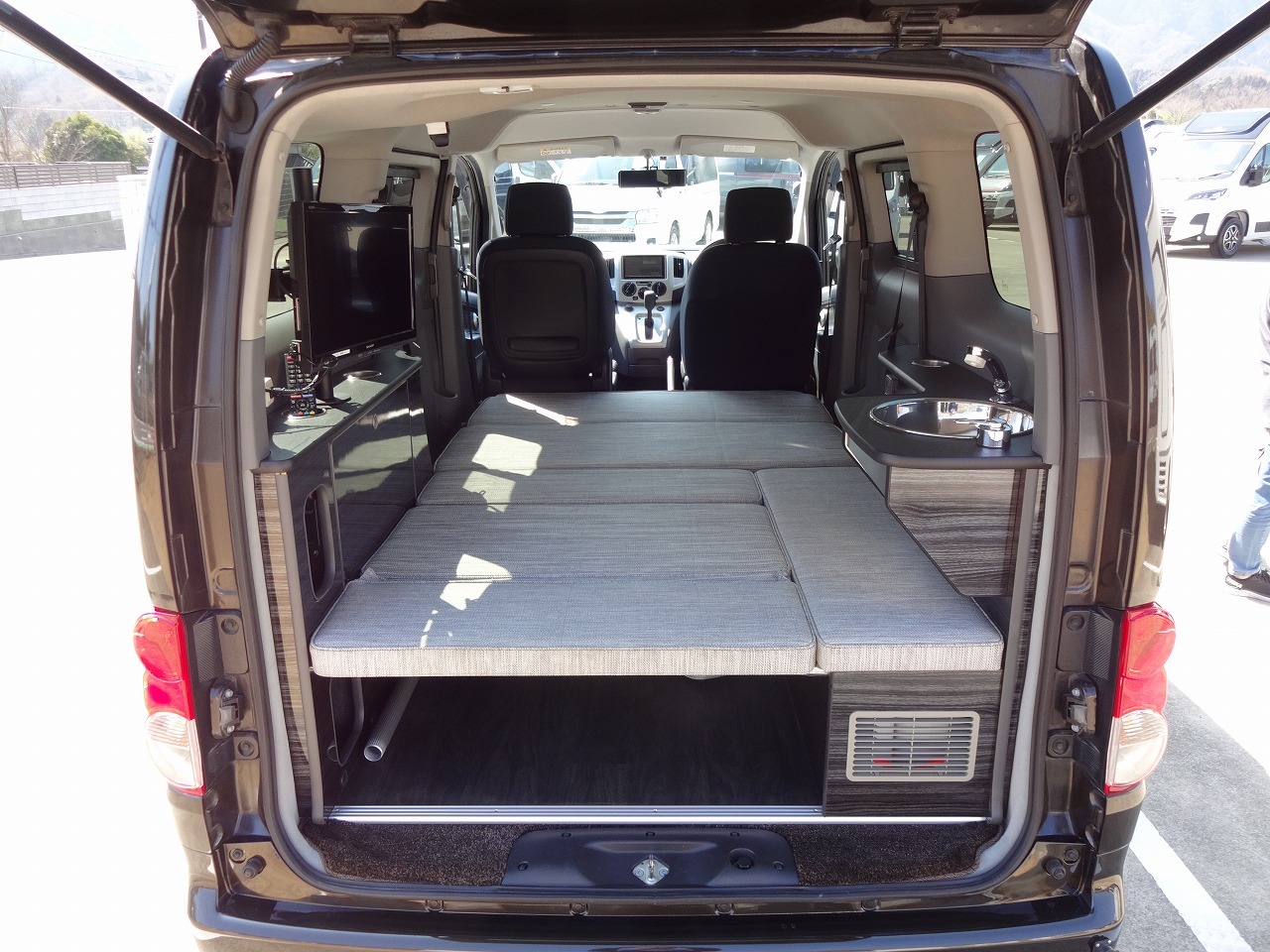 キャンピングカーバンコン