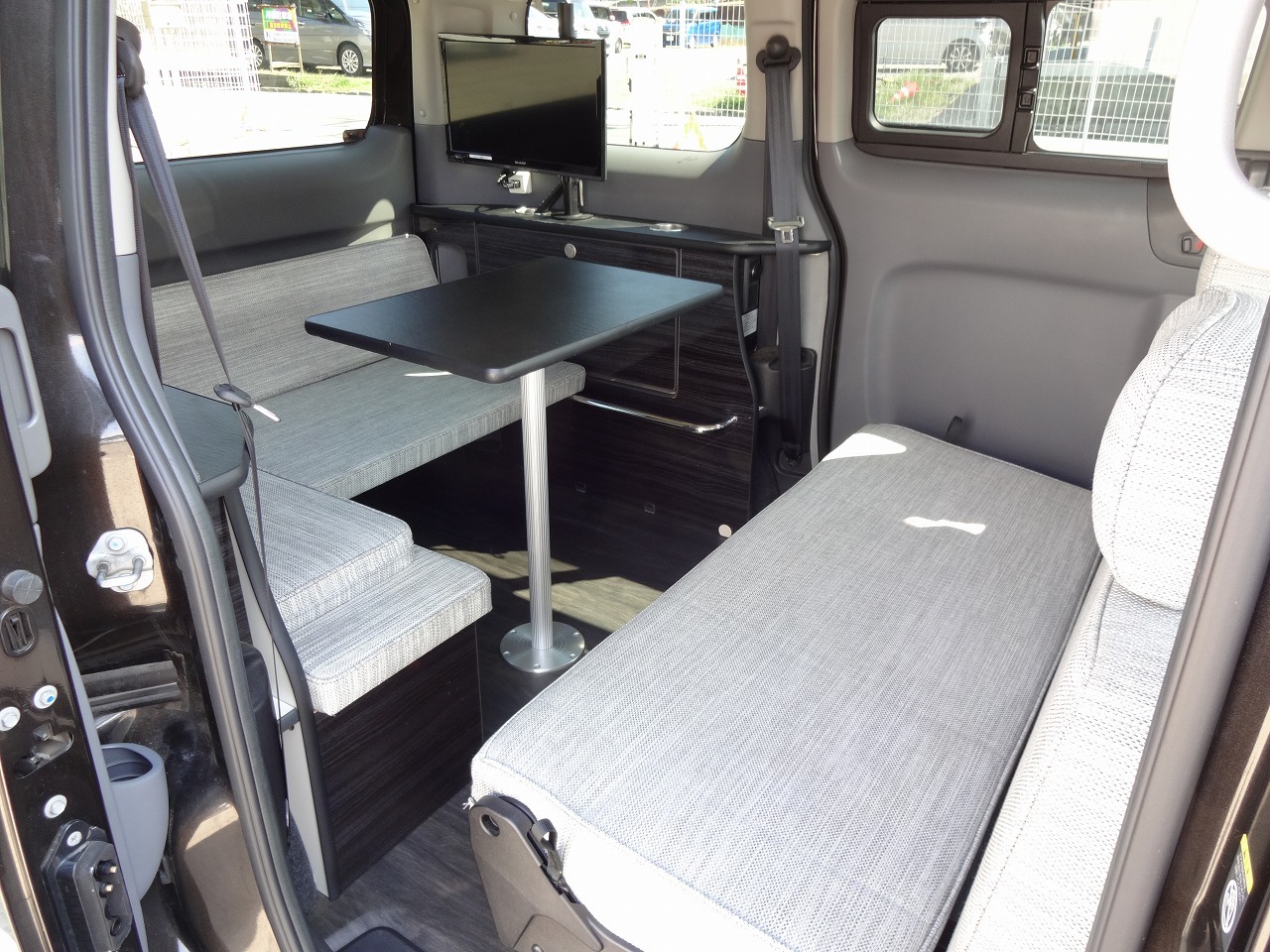 キャンピングカーバンコン