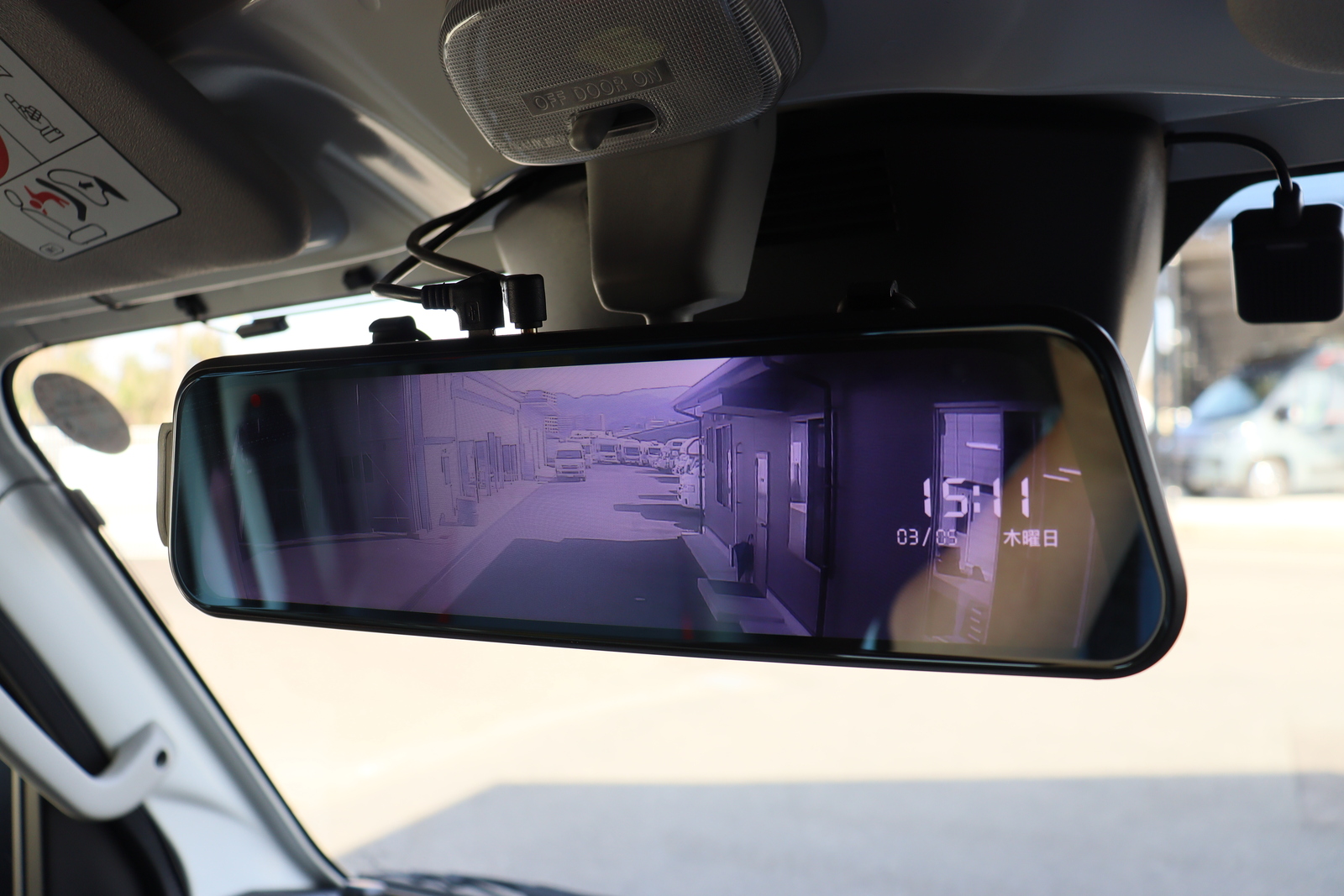 キャンピングカー軽キャンパー