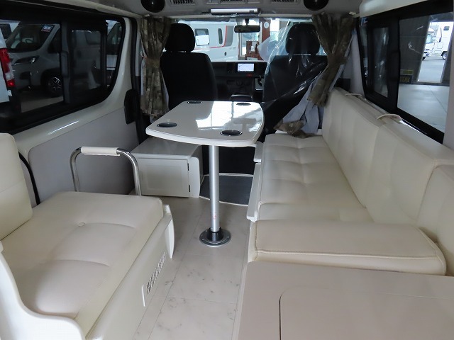 キャンピングカーバンコン