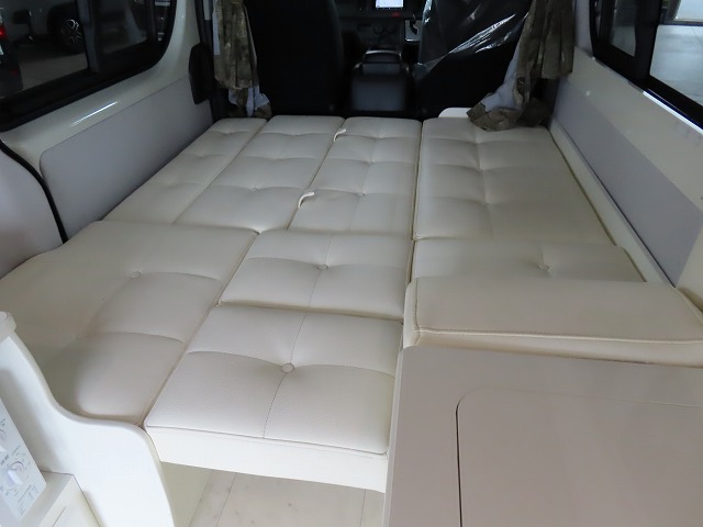 キャンピングカーバンコン