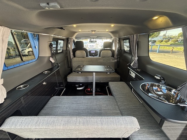 キャンピングカーバンコン