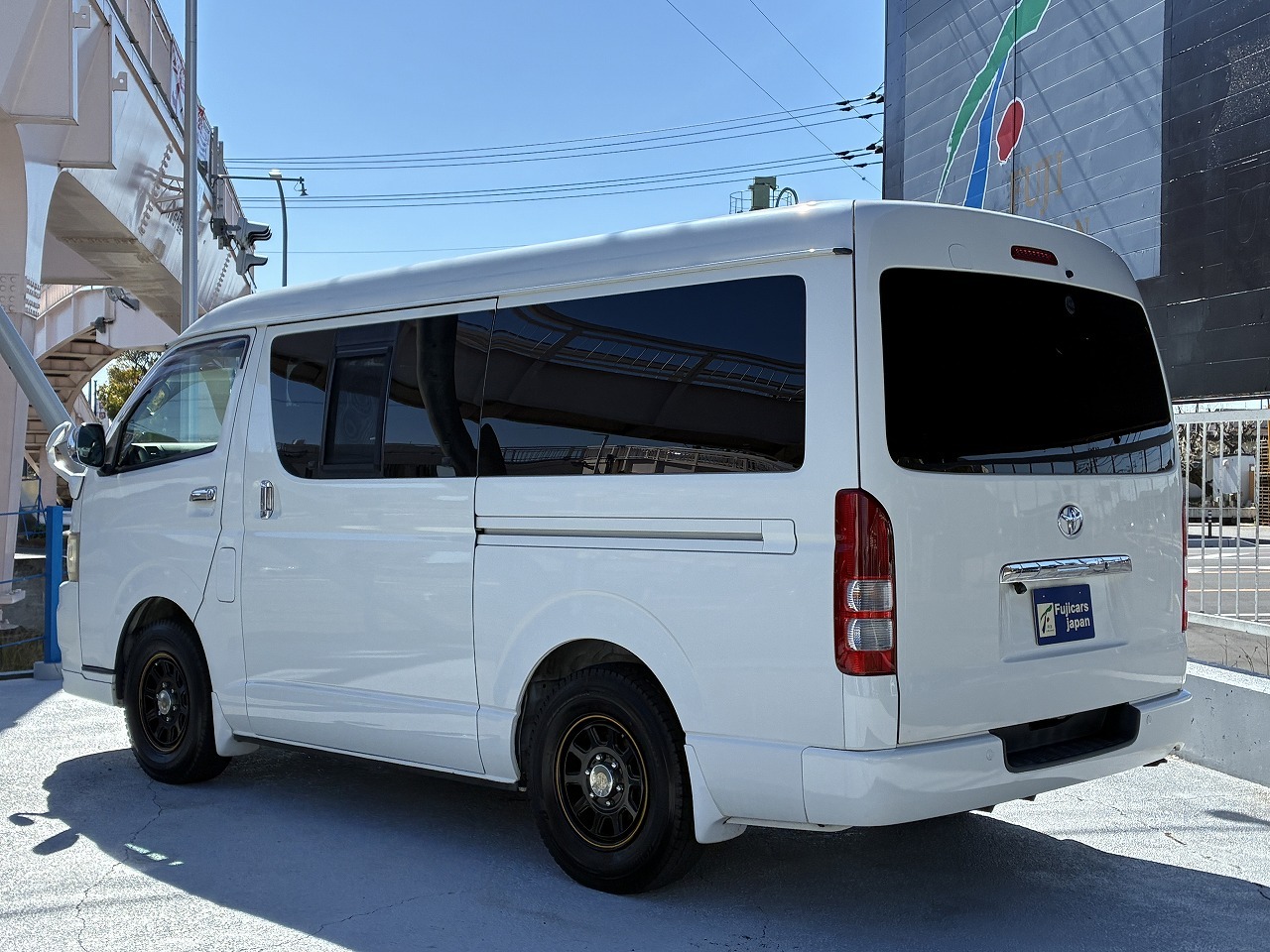 キャンピングカーバンコン