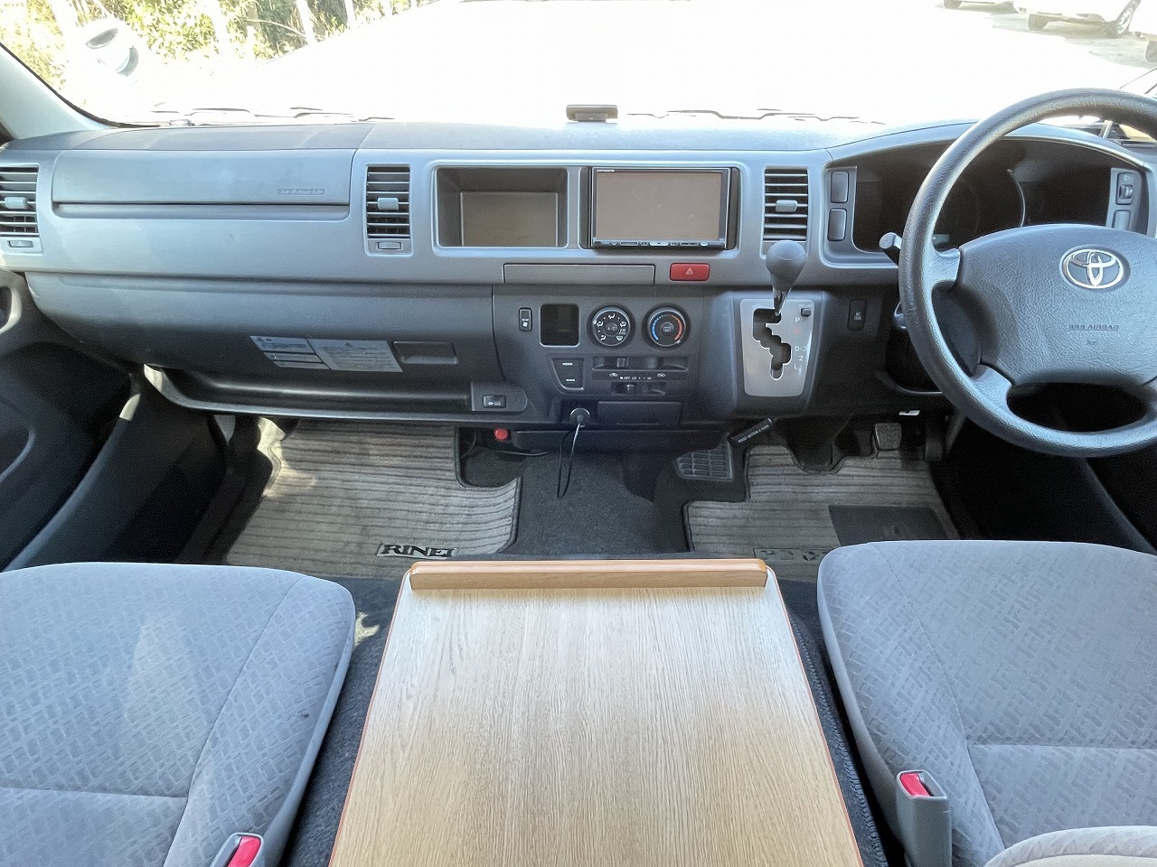 キャンピングカーバンコン