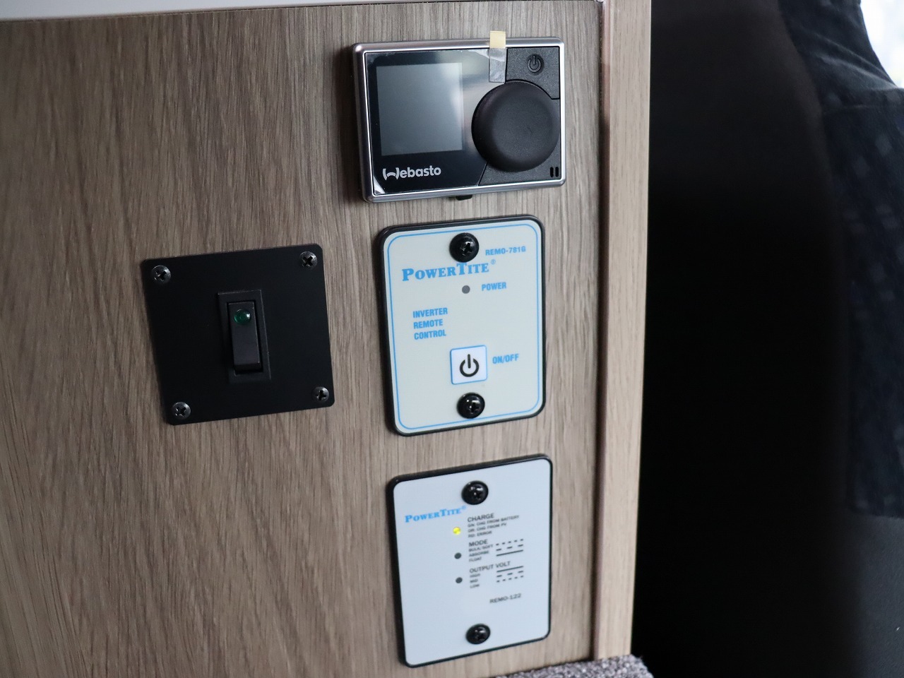 キャンピングカーキャブコン