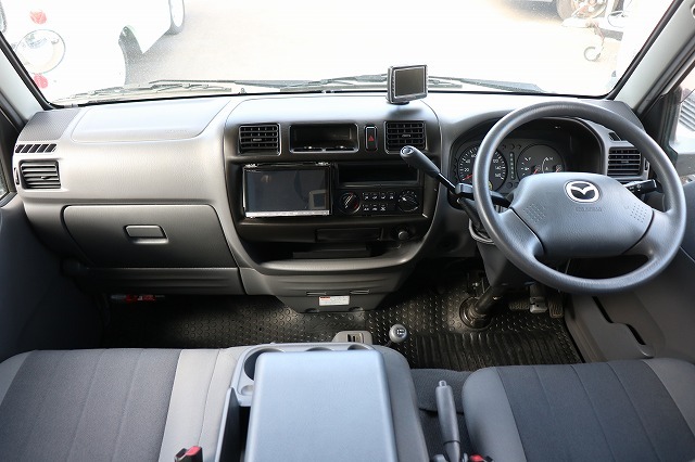 キャンピングカーキャブコン