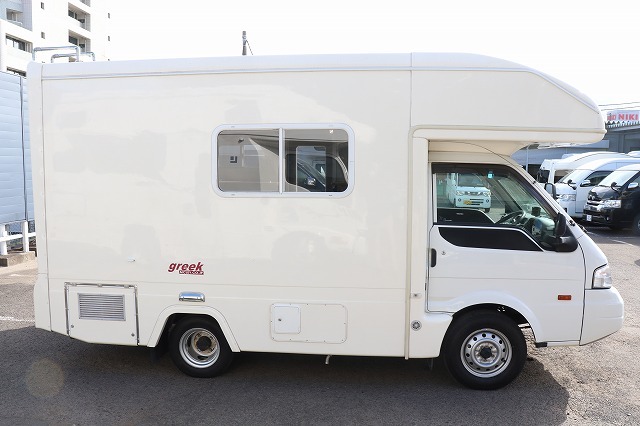 キャンピングカーキャブコン