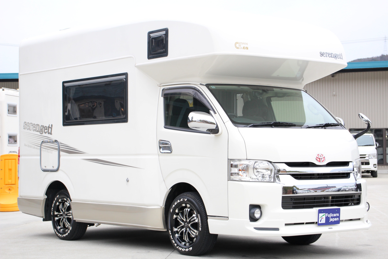 キャンピングカーキャブコン