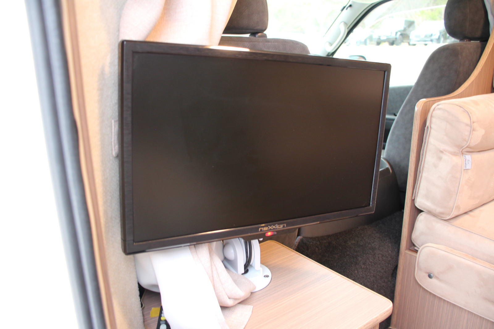 キャンピングカーキャブコン