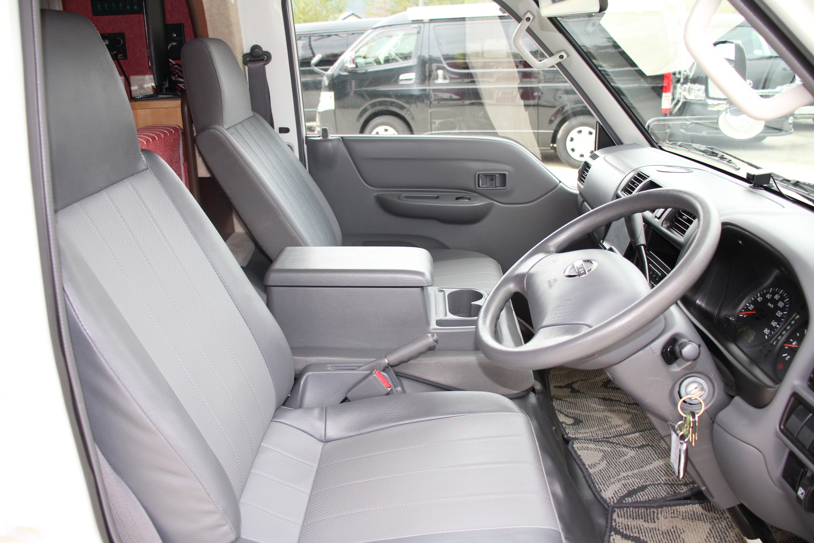 キャンピングカーキャブコン