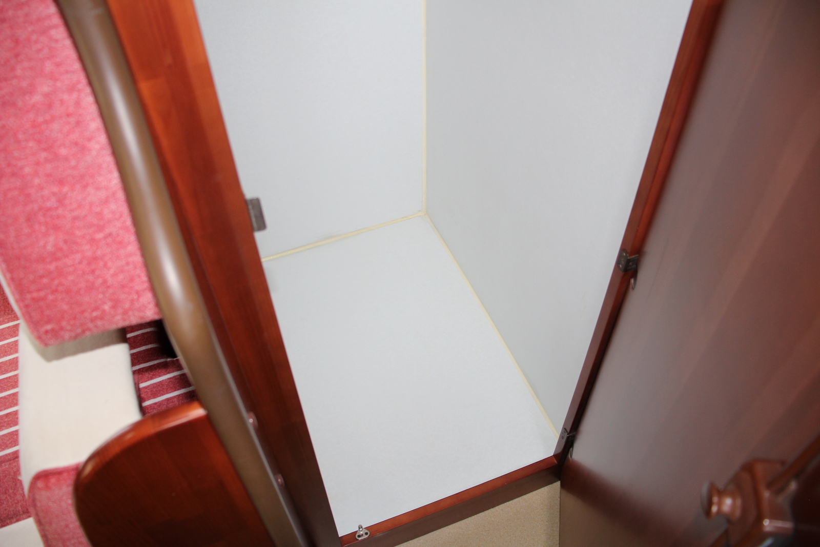 キャンピングカーキャブコン