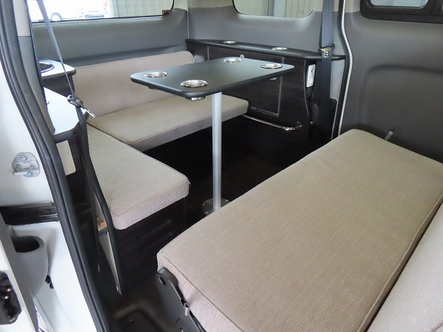 キャンピングカーバンコン