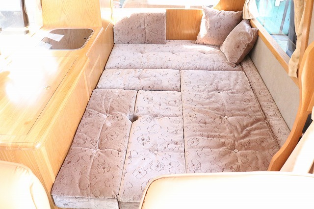 キャンピングカーバンコン