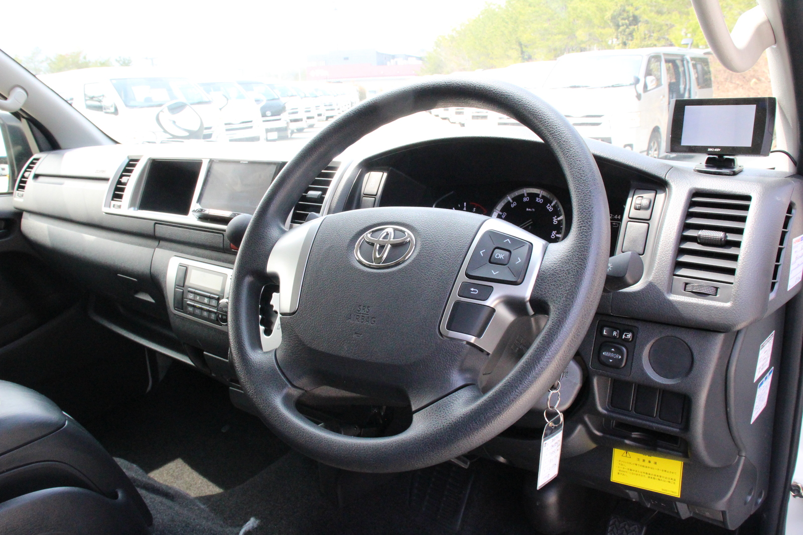 キャンピングカーバンコン