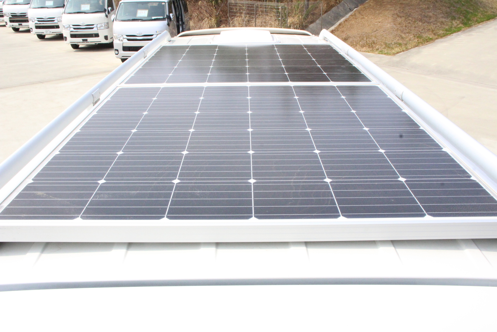 キャンピングカーバンコン